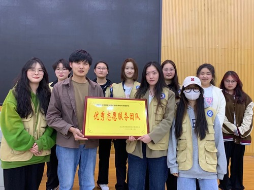 7d81176cc0b3bcd070dc6e95157b210